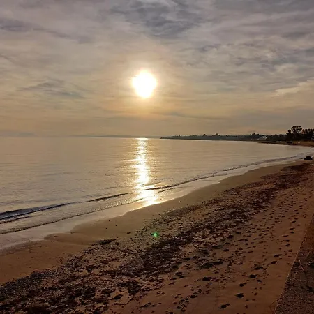 Casa Cachita 2-confortable Estudio A Pie De Playa 埃斯特波纳
