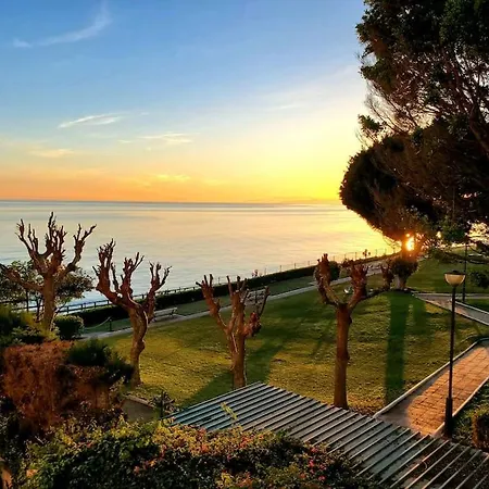 Casa Cachita 2-confortable Estudio A Pie De Playa Estepona