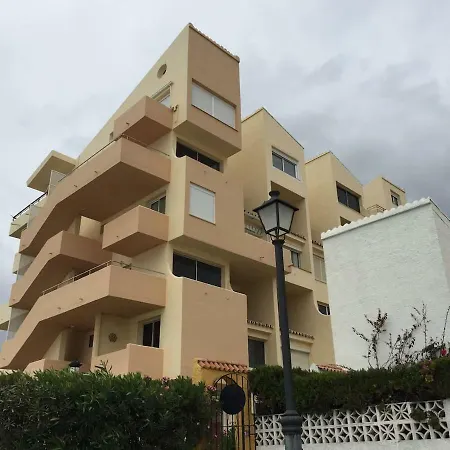 Casa Cachita 2-confortable Estudio A Pie De Playa Estepona